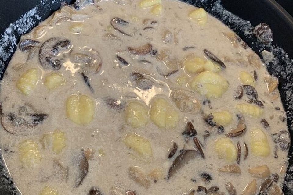 Gnocchi Champignon Pfanne