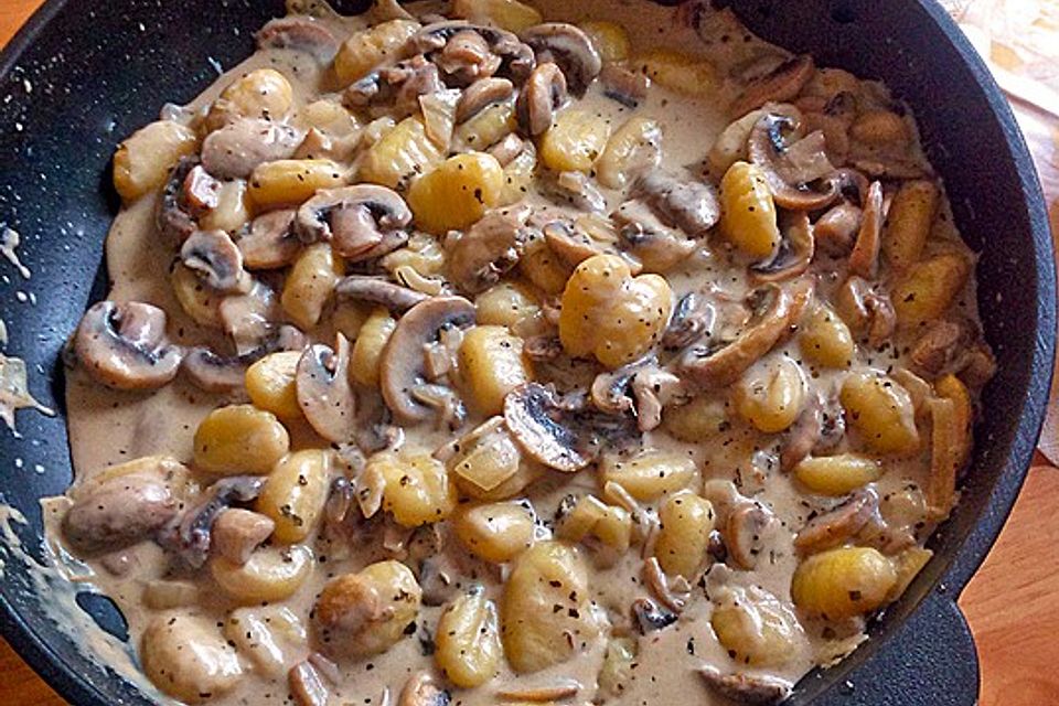 Gnocchi Champignon Pfanne