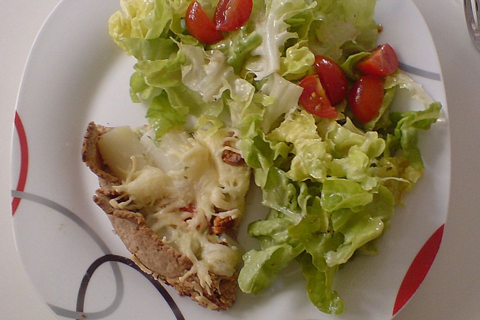 Spargeltarte mit Kirschtomaten