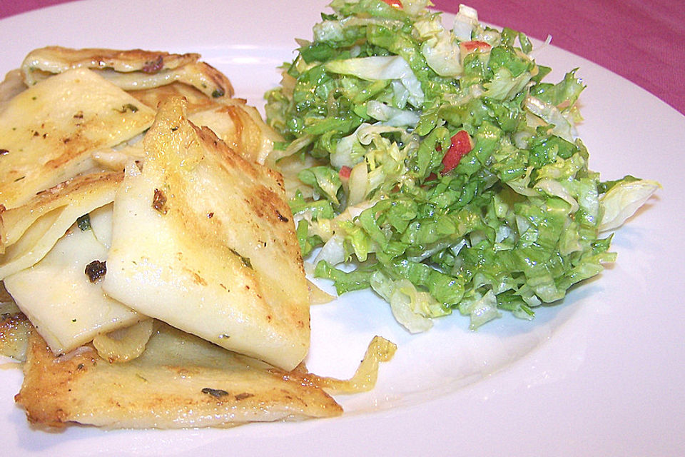 Endiviensalat mit Apfel