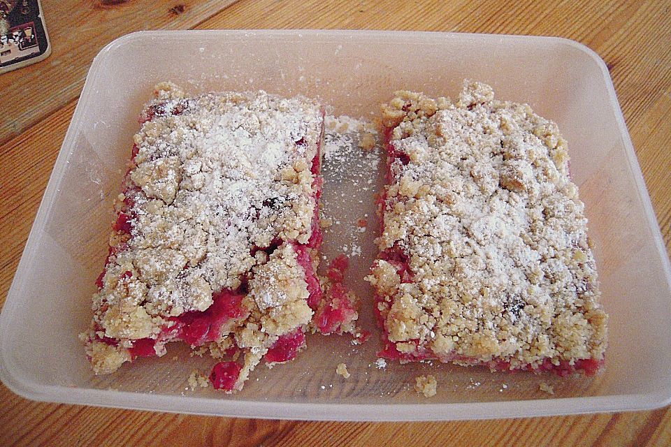 Ribisel Streuselkuchen