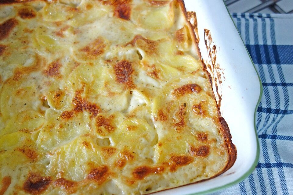 Kartoffelgratin aus rohen Kartoffeln