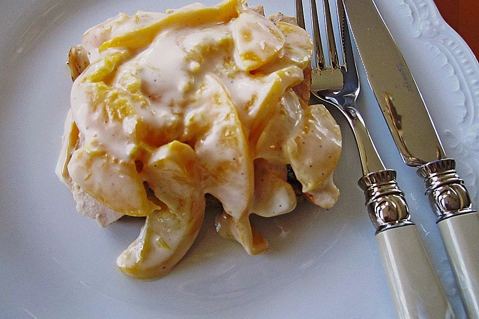 Hühnerbrüstchen mit Pfirsich - Mayonnaise