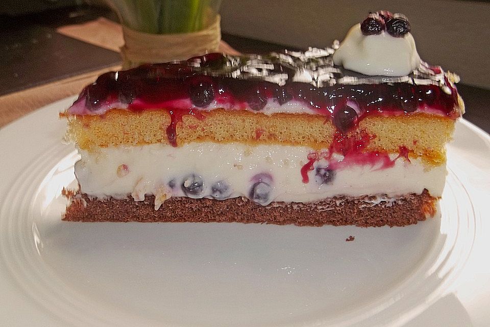 Joghurt - Heidelbeer - Torte