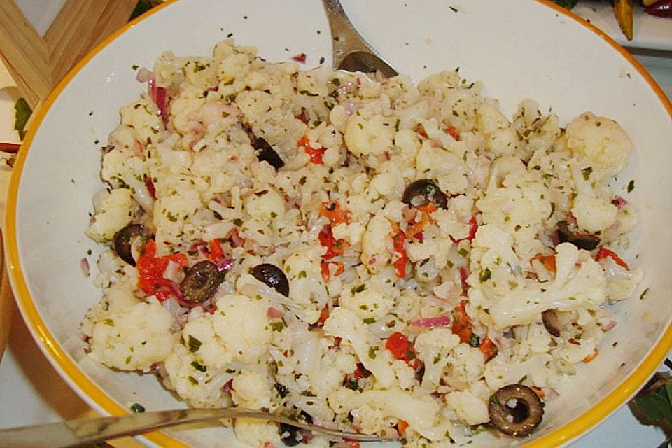 Blumenkohlsalat Napolitana