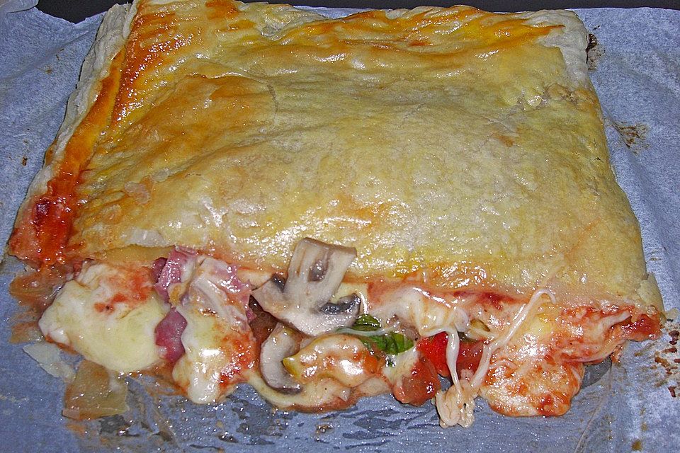 Calzone mit Blätterteig