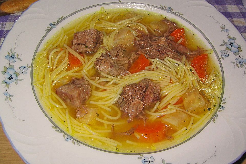 Rindfleischsuppe