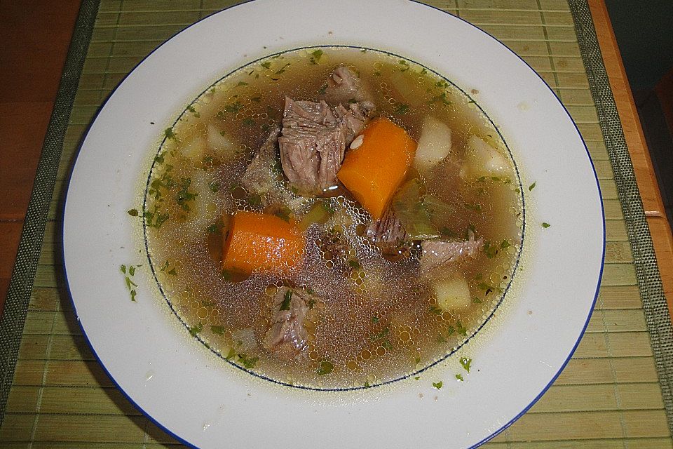 Rindfleischsuppe