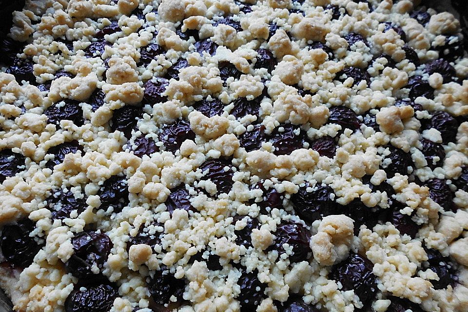 Kirschkuchen mit Streusel