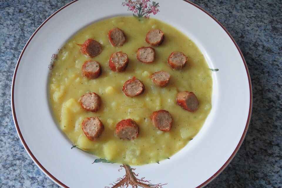 Dortmunder Zwiebel-Kartoffelsuppe