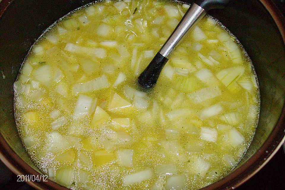 Dortmunder Zwiebel-Kartoffelsuppe