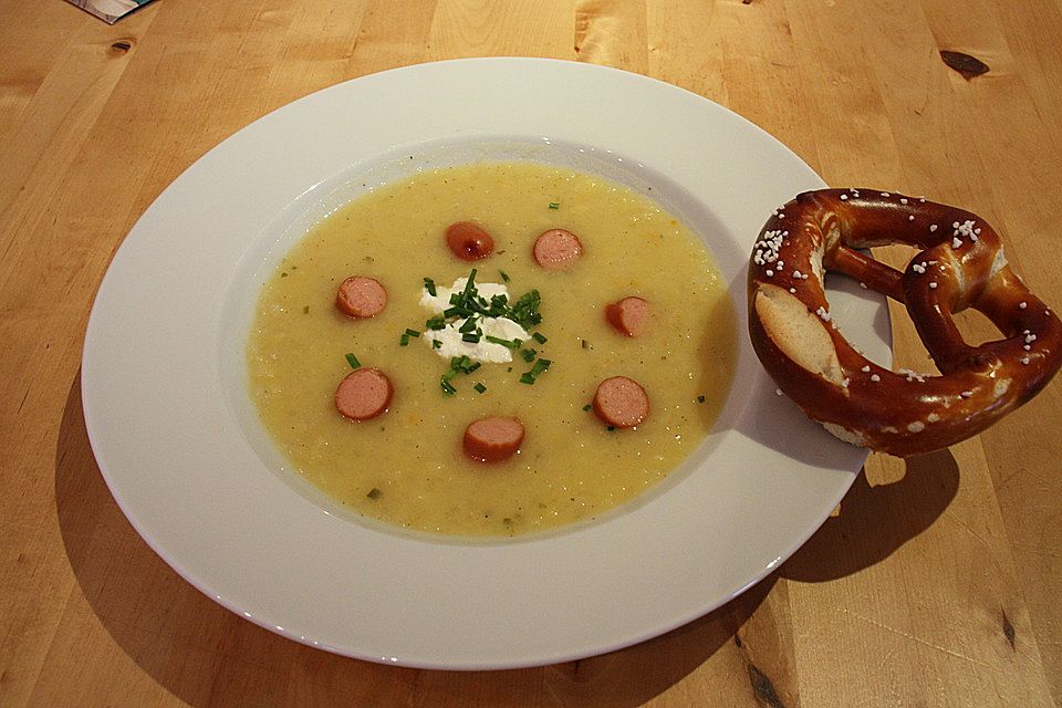 Dortmunder Zwiebel-Kartoffelsuppe