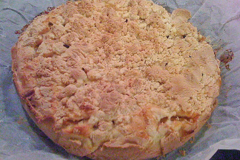 Gedeckter Birnenkuchen