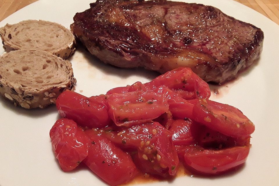 Rumpsteaks mit Tomaten all'italiamann