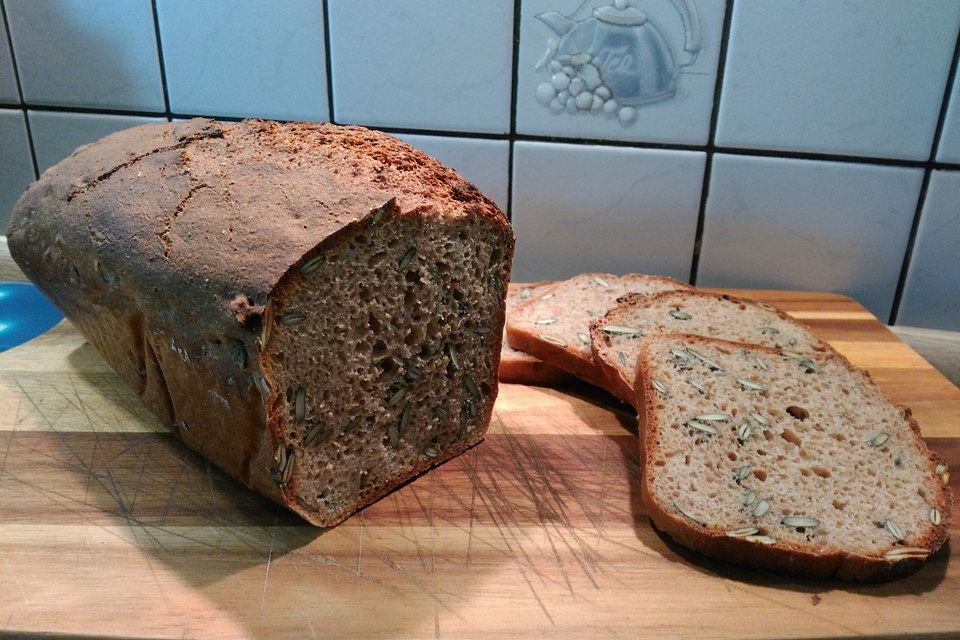 Dinkel - Buchweizen - Brot