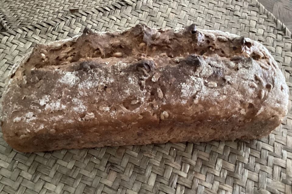 Dinkel - Buchweizen - Brot