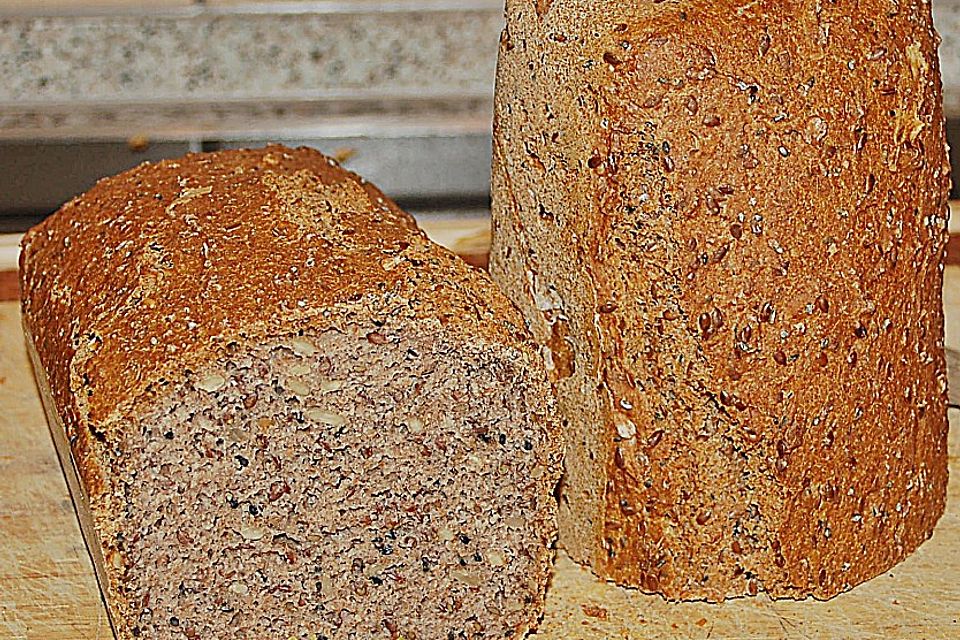 Dinkel - Buchweizen - Brot