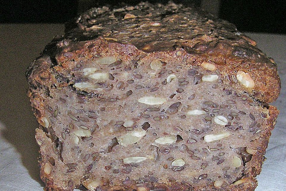 Dinkel - Buchweizen - Brot