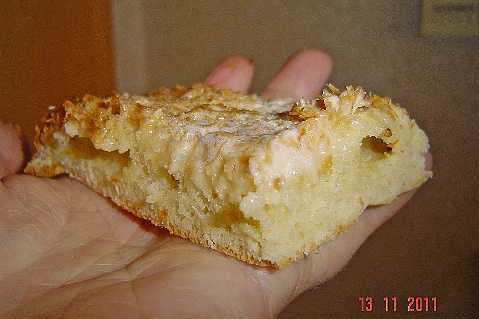 Kokoskuchen mit Buttermilch