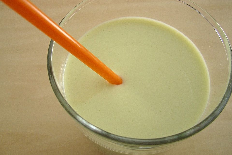 Süßer Avocado - Joghurt - Milchshake