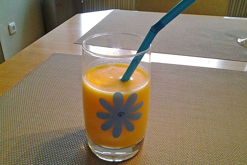 Fruchtdrink mit Leinöl