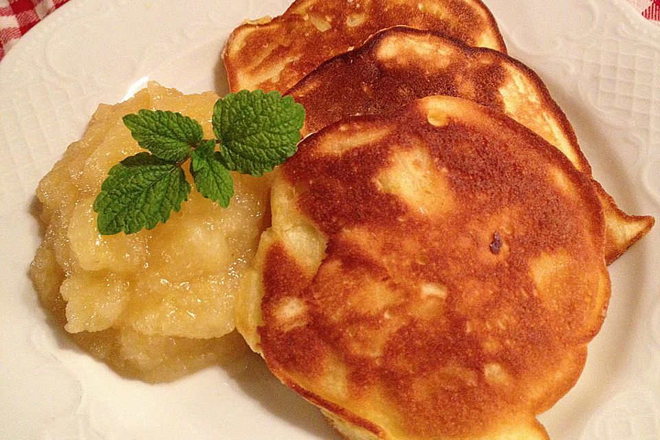 Dicke Obst-Pfannkuchen