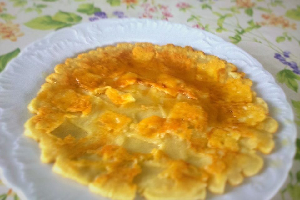 Holländischer Käsepfannkuchen mit Sirup