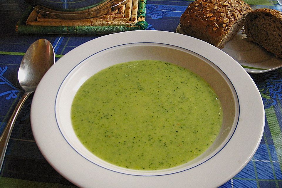 Zucchinicremesuppe