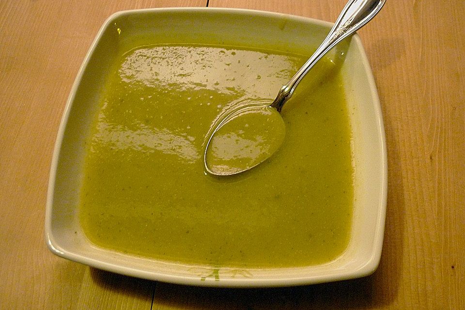 Zucchinicremesuppe