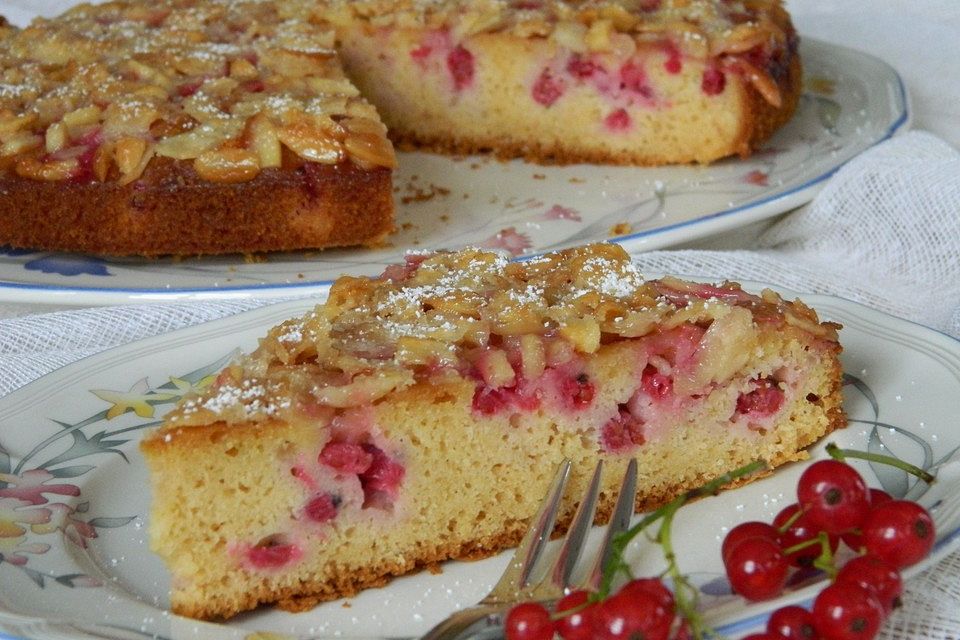 Johannisbeer - Marzipan - Kuchen