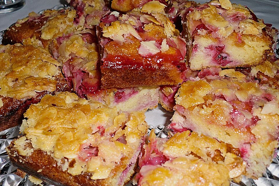 Johannisbeer - Marzipan - Kuchen