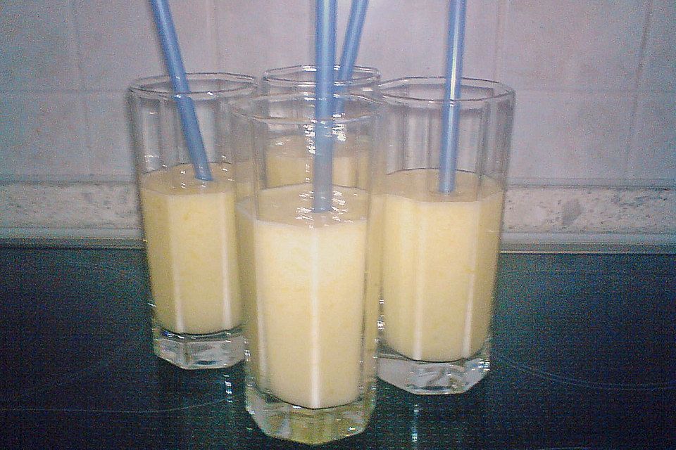 Mango-Lassi