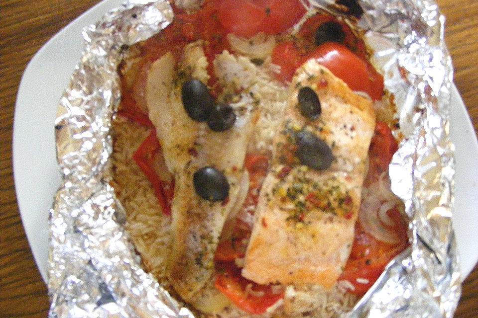 Tomatenfisch in Alufolie