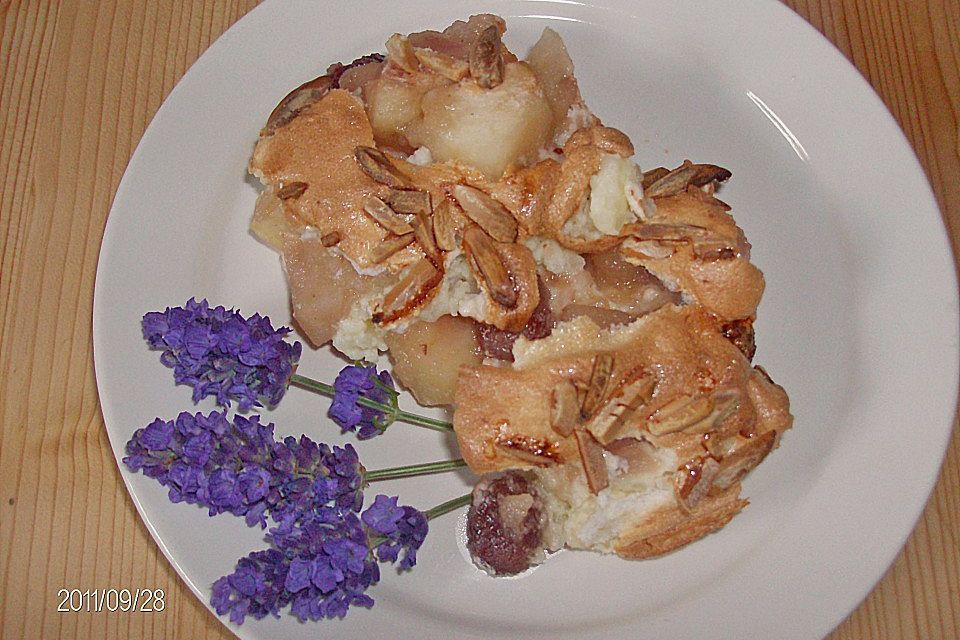 Überbackener Milchreis mit Mandelbaiserhaube