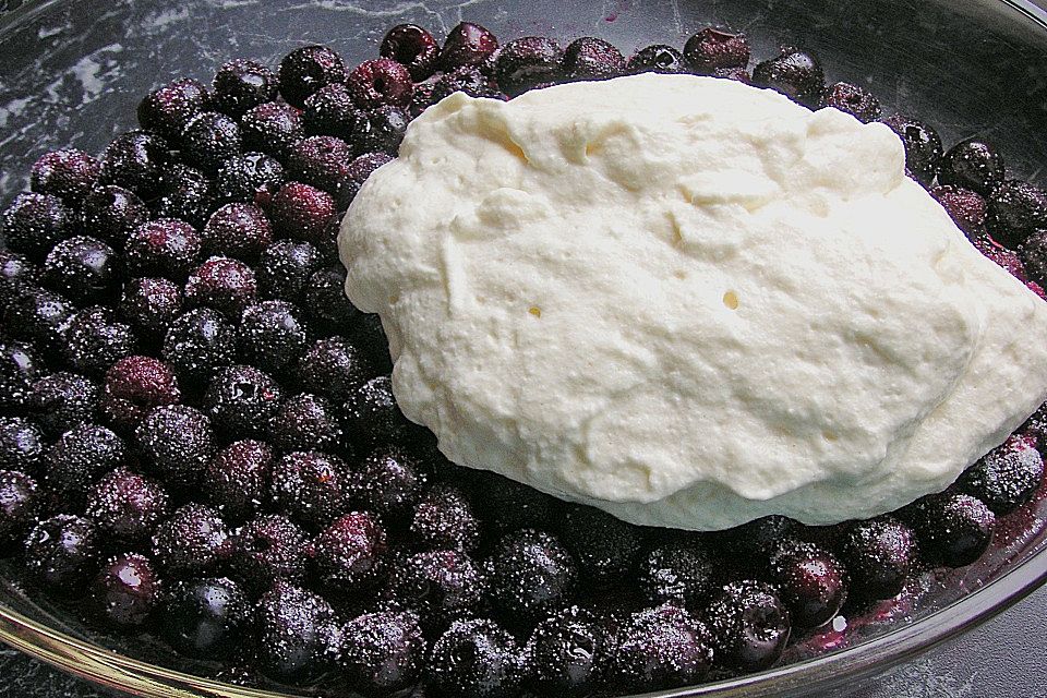 Kirschen mit Quark überbacken