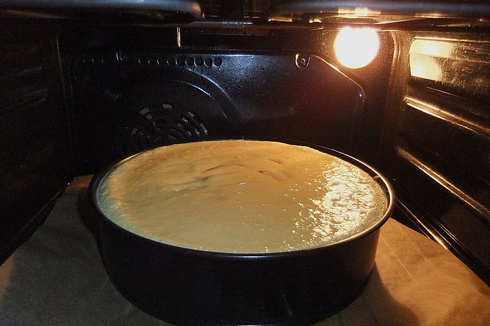 Apfelkuchen mit Eierlikörguss