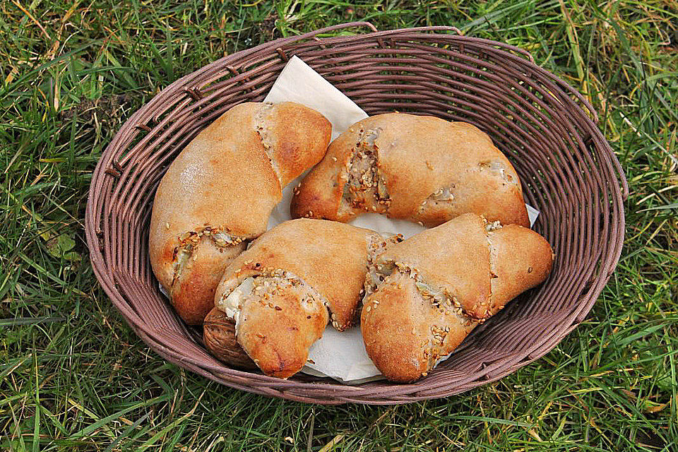 Sesam - Zwiebel - Hörnchen