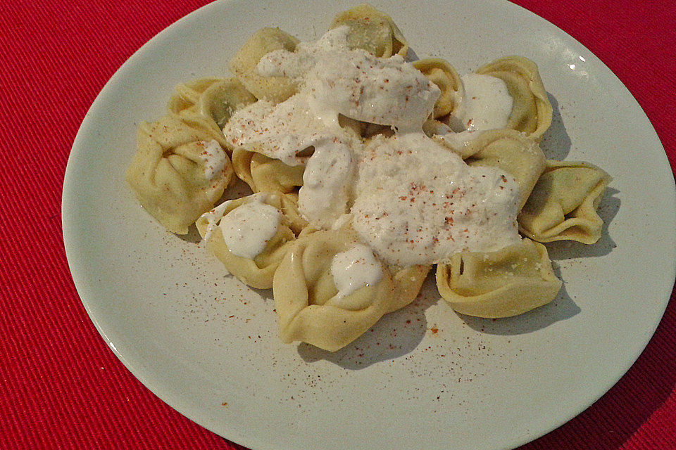 Feine Paprika - Knoblauch Tortellini