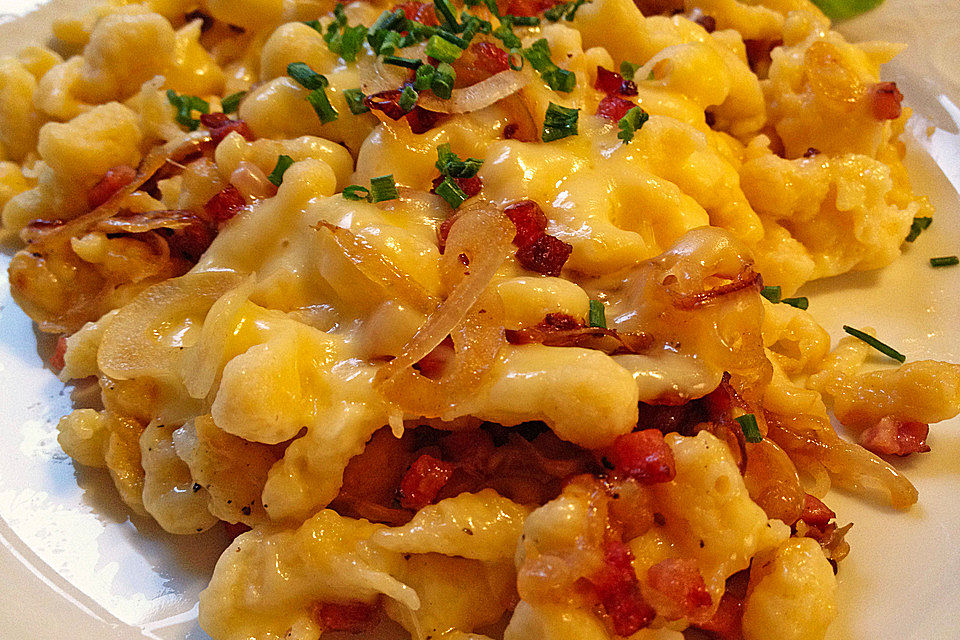 Käsespätzle mit Speck