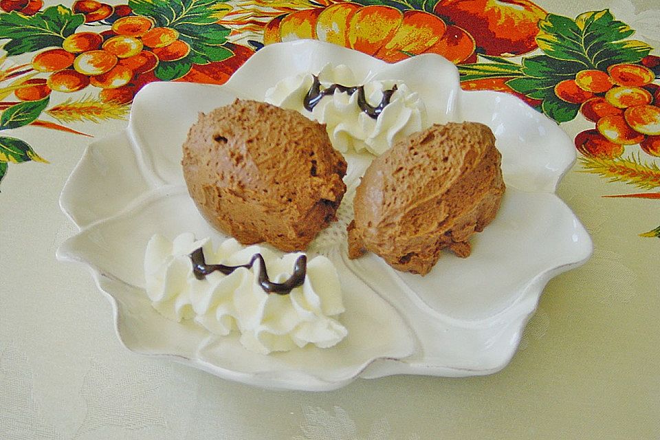 Schokoladencreme mit Orangenlikör