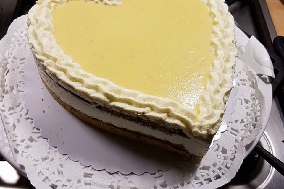 Eierlikör - Sahne Torte