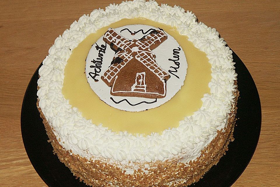 Eierlikör - Sahne Torte