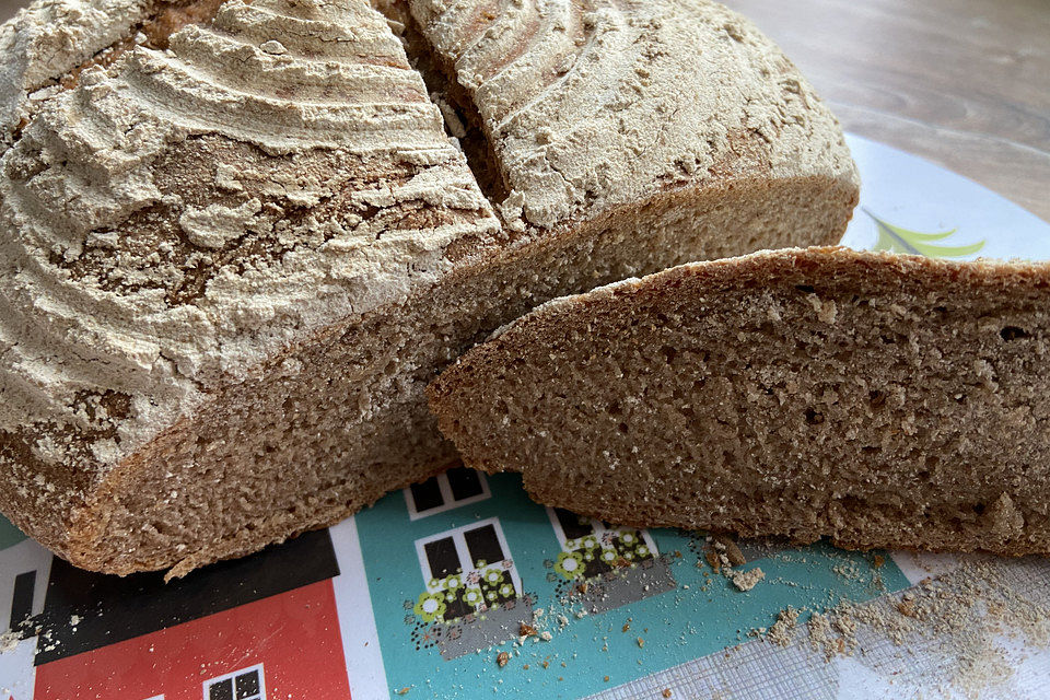 Bauernbrot mit Sauerteig