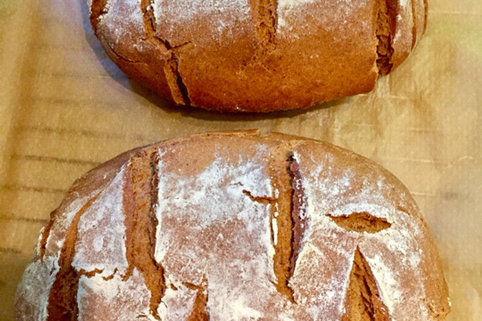 Bauernbrot mit Sauerteig