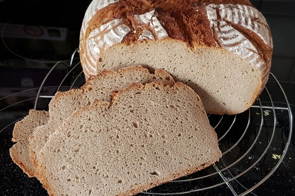 Bauernbrot mit Sauerteig