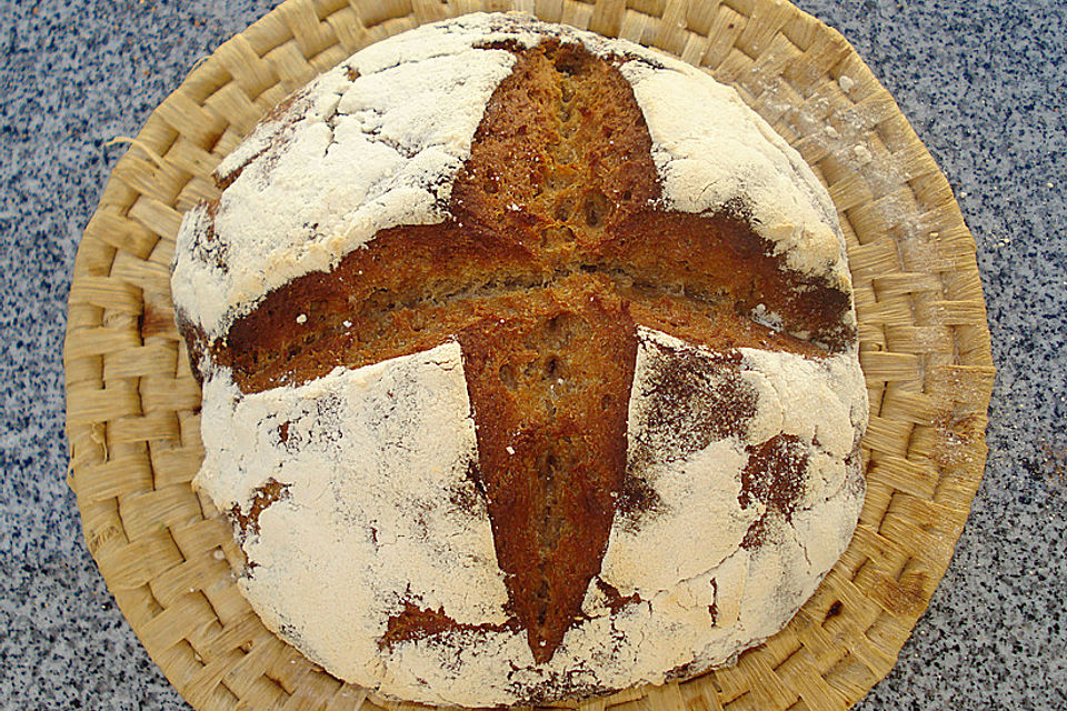 Bauernbrot mit Sauerteig