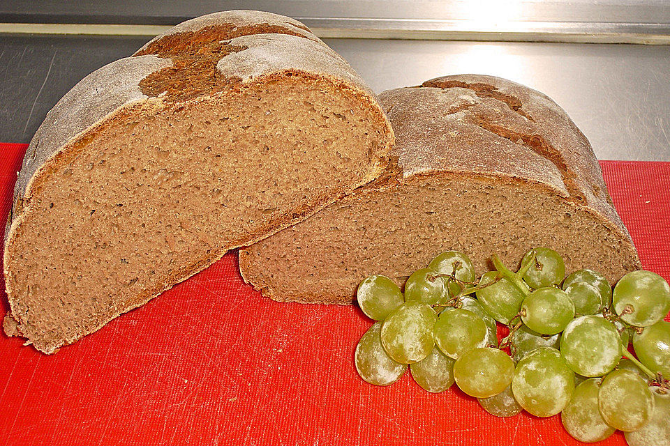 Bauernbrot mit Sauerteig