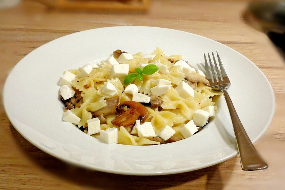 Mozzarella - Pilz Nudeln