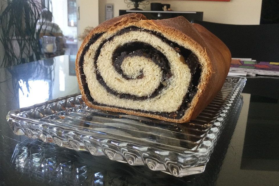 Festlicher Mohnkuchen