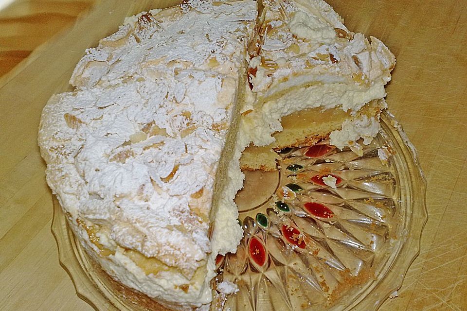 Apfel - Baiser - Torte